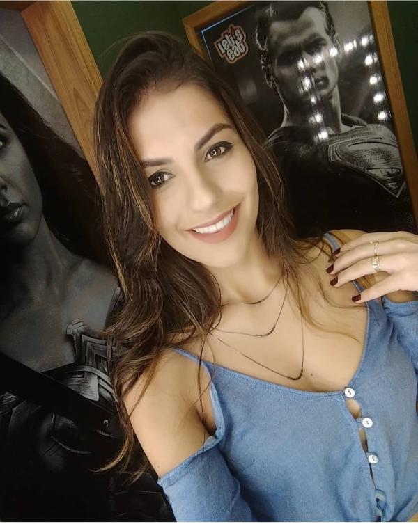 Candibense de 34 anos morre e motorista de aplicativo fica ferido após serem atingidos por tiros no Rio de Janeiro.