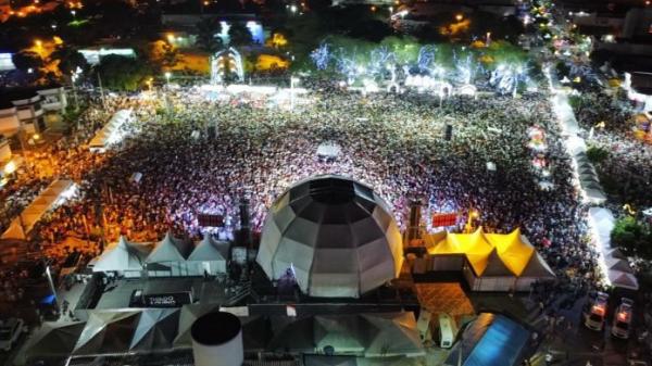 Trânsito será restrito em vias do entorno da Praça do Feijão para realização do Festival da Virada 2025.