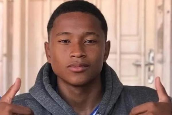 Urandiense que faria teste em time de futebol de Sergipe morre afogado.