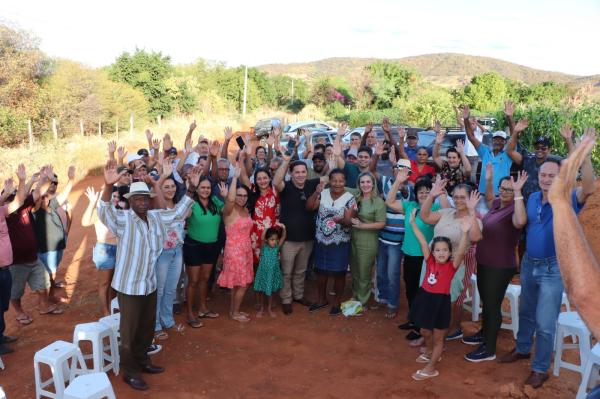 Ivana Bastos garante água de qualidade para 148 famílias de comunidades rurais de Guanambi e Caetité.