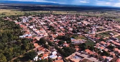 Golpe por telefone em Sebastião Laranjeiras: mulher recebe ligação suspeita pedindo dados do cartão de crédito.