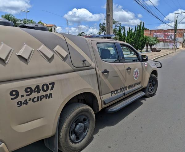 Homem é preso em flagrante após tentativa de furto em galpão de reciclagem em Caetité.