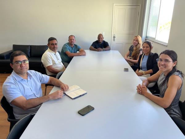 Conselho Tutelar será subordinado à Secretaria de Governo a partir de setembro; conselheiros se reúnem com Edileno Oliveira.