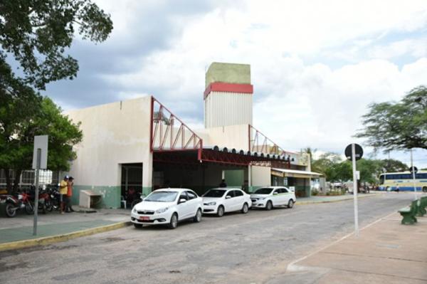 Homem de 61 anos é detido por importunação sexual na rodoviária de Guanambi.