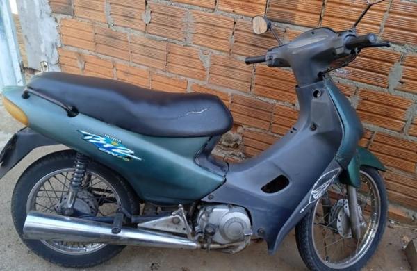 Homem é preso suspeito de furtar motocicleta em Palmas de Monte Alto.