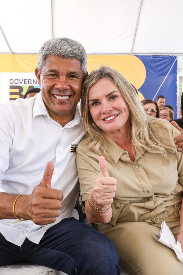 Viaturas são entregues para os municípios por meio do Governo do Estado com apoio de Ivana Bastos.