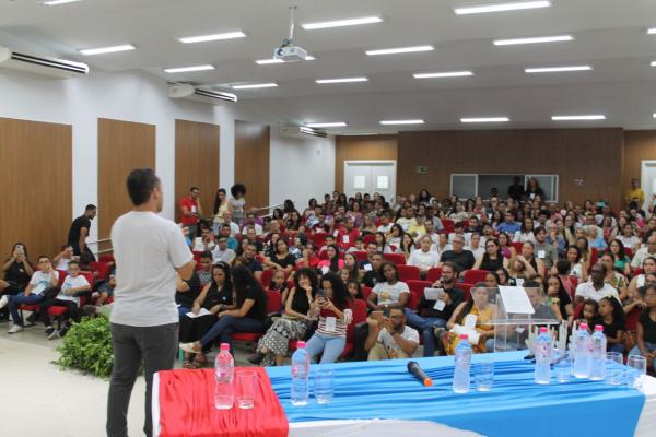 Guanambi sedia XXIV Encontro Regional de Surdos com ampla participação e foco na inclusão. Guanambi sedia XXIV Encontro Regional de Surdos com ampla participação e foco na inclusão.