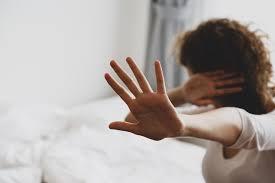 Violência contra a mulher preocupa: quatro casos registrados em 24h em Guanambi.