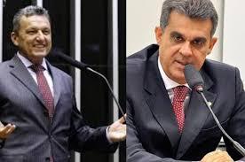 Sérgio Brito retorna à Câmara e Charles Fernandes deixa mandato de deputado federal.
