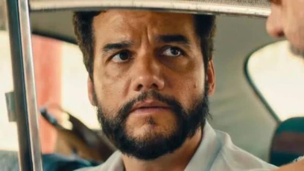 Wagner Moura faz história e se torna primeiro brasileiro a vencer o Globo de Ouro como Melhor Ator de Drama.