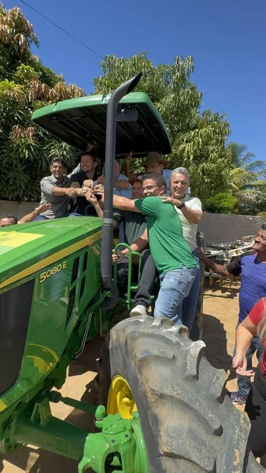 Deputado Charles Fernandes cumpre agenda com entregas e reuniões no sudoeste e sul da Bahia.