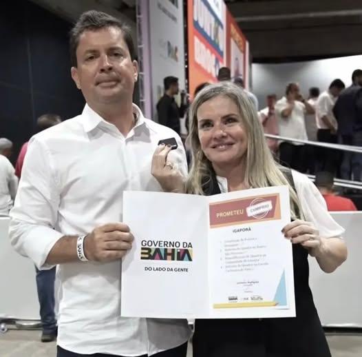 Governo da Bahia autoriza pacote de obras para infraestrutura e esporte em Igaporã.