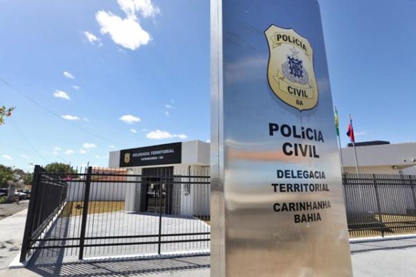 Idosa acusa filho e nora de retirar dinheiro de sua conta e fazer ameaças em Carinhanha.