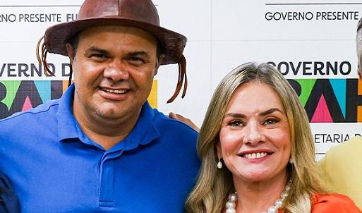 Ivana e Célio garantem obra de infraestrutura em Rio de Contas.