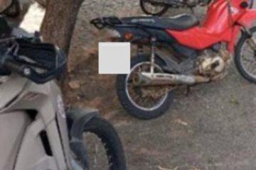 Motocicleta é removida após irregularidades durante abordagem policial em Guanambi.