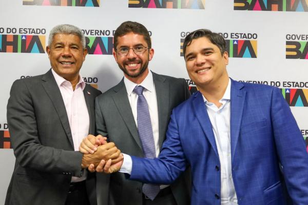 Prefeito de Filadélfia se aproxima da base de Jerônimo Rodrigues após articulação de Vitor Bonfim.