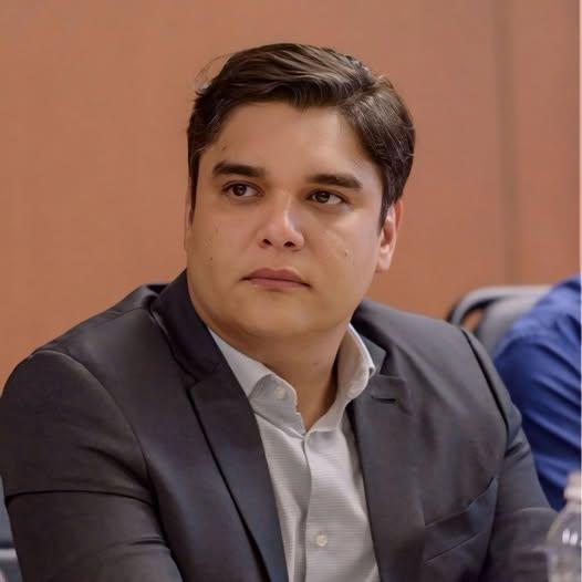 Vitor sai em defesa da gestão fiscal da Bahia em audiência na Alba e diz que "oposição havia construído uma falácia em 2025".