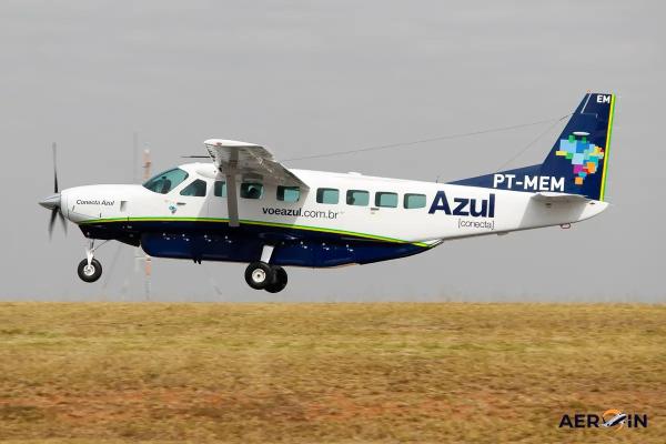 Azul substitui ATR-72 por Cessna Grand Caravan e amplia voos entre Guanambi e Salvador.