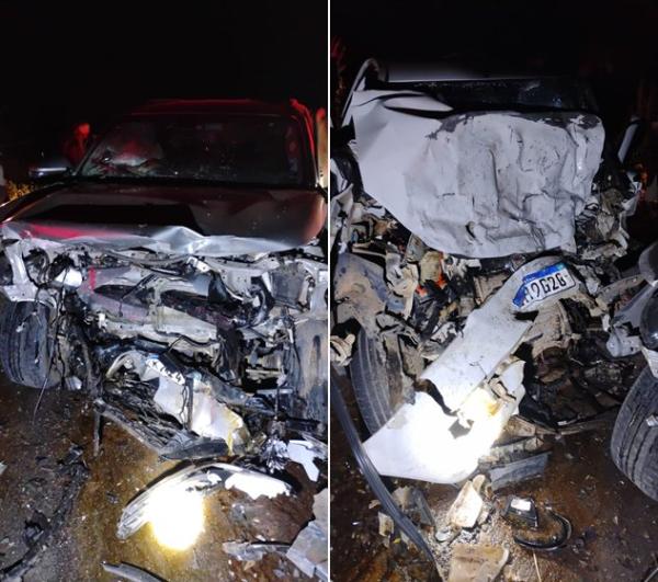 Colisão frontal na BR-030 deixa um morto em Guanambi.