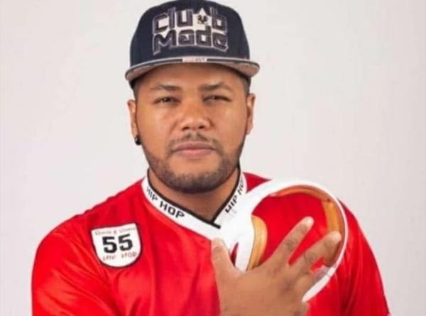 Guanambi perde DJ Marcim aos 39 anos; artista passou mal dentro de casa.