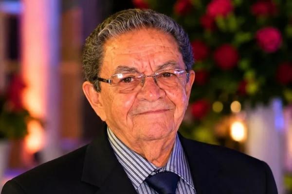 Guanambi perde Renatinho Contador aos 84 anos; legado de dedicação e respeito marca gerações.