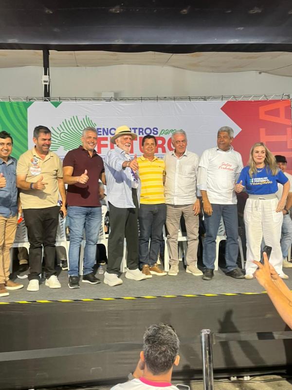 Neto Cotrim enfatiza a importância da parceria com o Governo da Bahia para o desenvolvimento regional.