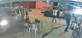 Comandante do 17º BPM determina apuração sobre vídeo de policial à paisana realizando abordagens em Guanambi.