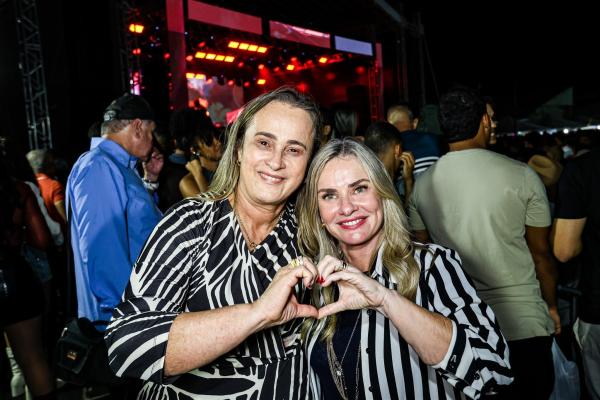 Ivana Bastos participa do Arraiá do Amor em Livramento de Nossa Senhora.