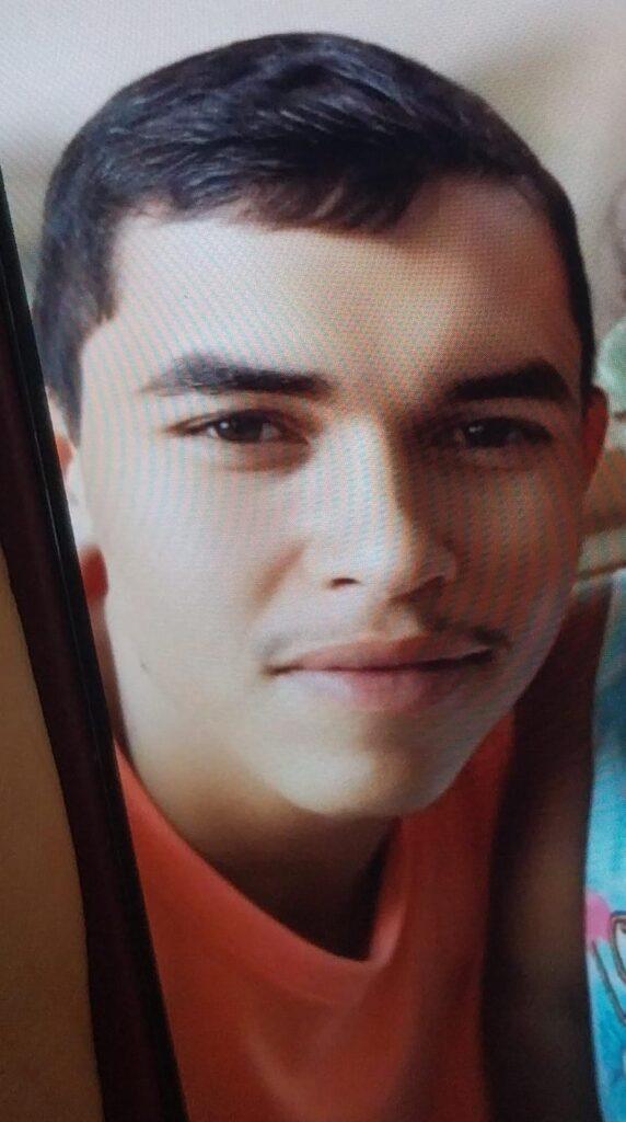 Jovem é encontrado morto dentro de residência em Carinhanha.