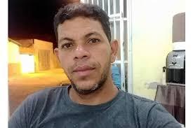 Motociclista de 41 anos morre após acidente envolvendo caminhonete em Guanambi.