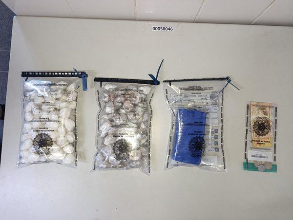 Rondesp apreende mais de 2 kg de entorpecentes durante operação em Guanambi.