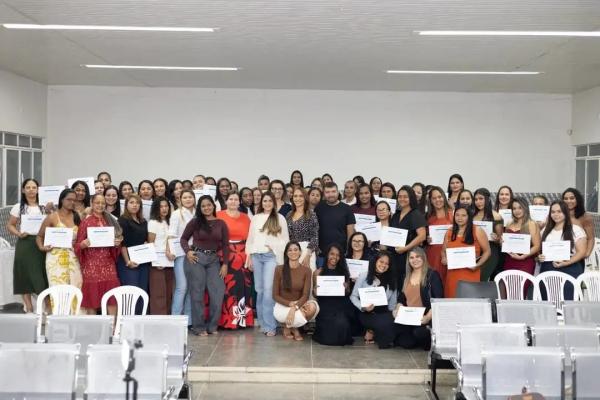 Sebastião Laranjeiras conclui capacitação para profissionais de apoio escolar.