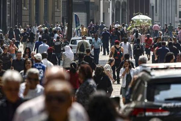 Datafolha: 65% dos brasileiros dizem que depender menos do governo melhora a vida.