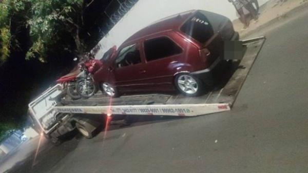 PM apreende motocicletas e carro durante operação de trânsito em Guanambi.