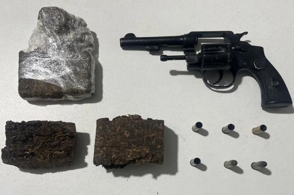 Suspeito morre após troca de tiros com a Cipe Sudoeste durante ação policial em Tanque Novo.
