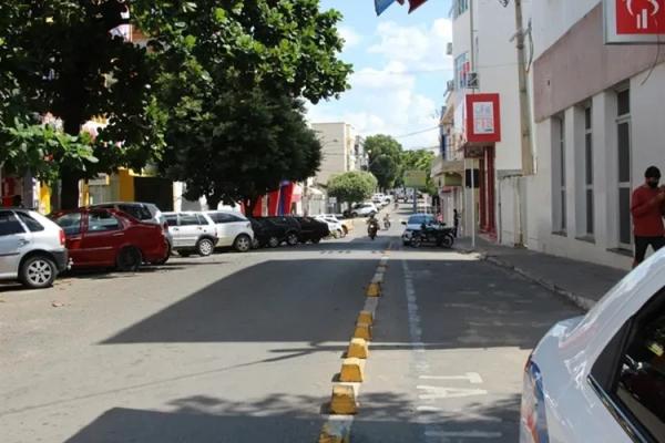 Guanambi ultrapassa marca de 10 mil empresas ativas e reforça posição como centro comercial do sudoeste baiano.