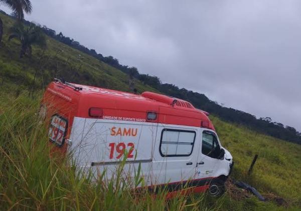 Homem fica ferido após ataque com facão e golpes de capacete em Guanambi.