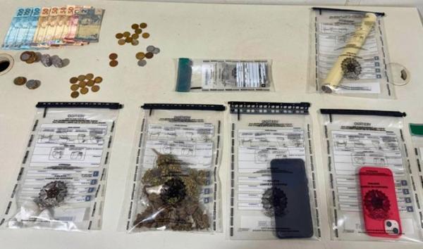 Jovem de 21 anos é preso suspeito de tráfico, polícia apreende drogas, celulares e munição em Riacho de Santana.