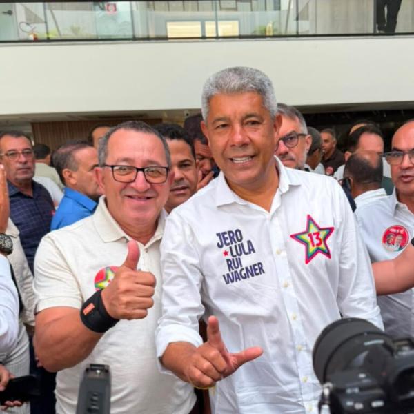 Prefeito João Veiga cumpre agenda política em Salvador ao lado de lideranças da Bahia.