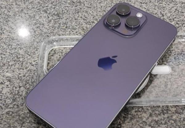 Suspeito de roubar iPhone é localizado em casa e preso pela PM em Iuiu.