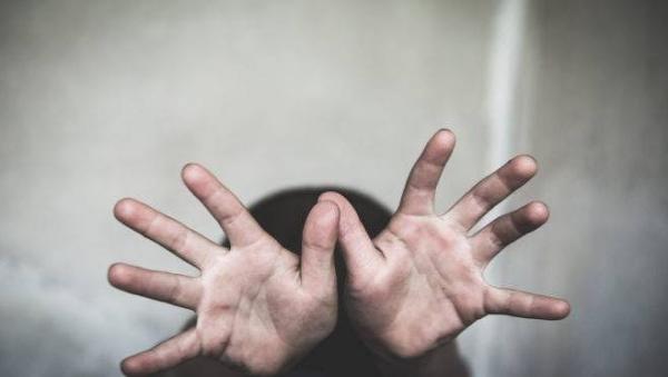 Homem de 26 anos é preso em Guanambi durante investigação de abuso contra criança.