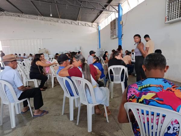 Pindaí realiza Mutirão Oftalmológico e beneficia 300 pacientes.