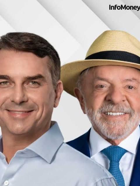 Datafolha: Flávio Bolsonaro tem 52% e Lula, 48% em votos válidos no segundo turno.