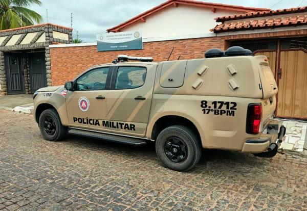 Homem fica ferido após ser atingido por faca durante discussão em Candiba.