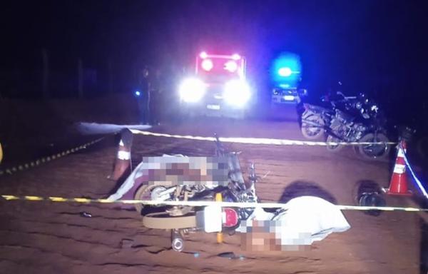 Tragédia: colisão entre motocicletas termina com duas mortes em Riacho de Santana.